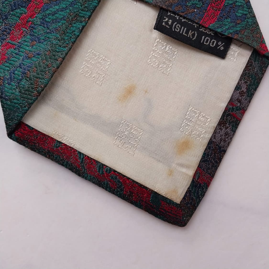 지방시 실크 다크그린 패턴 넥타이 9cm A등급 K2439
 상품이미지9