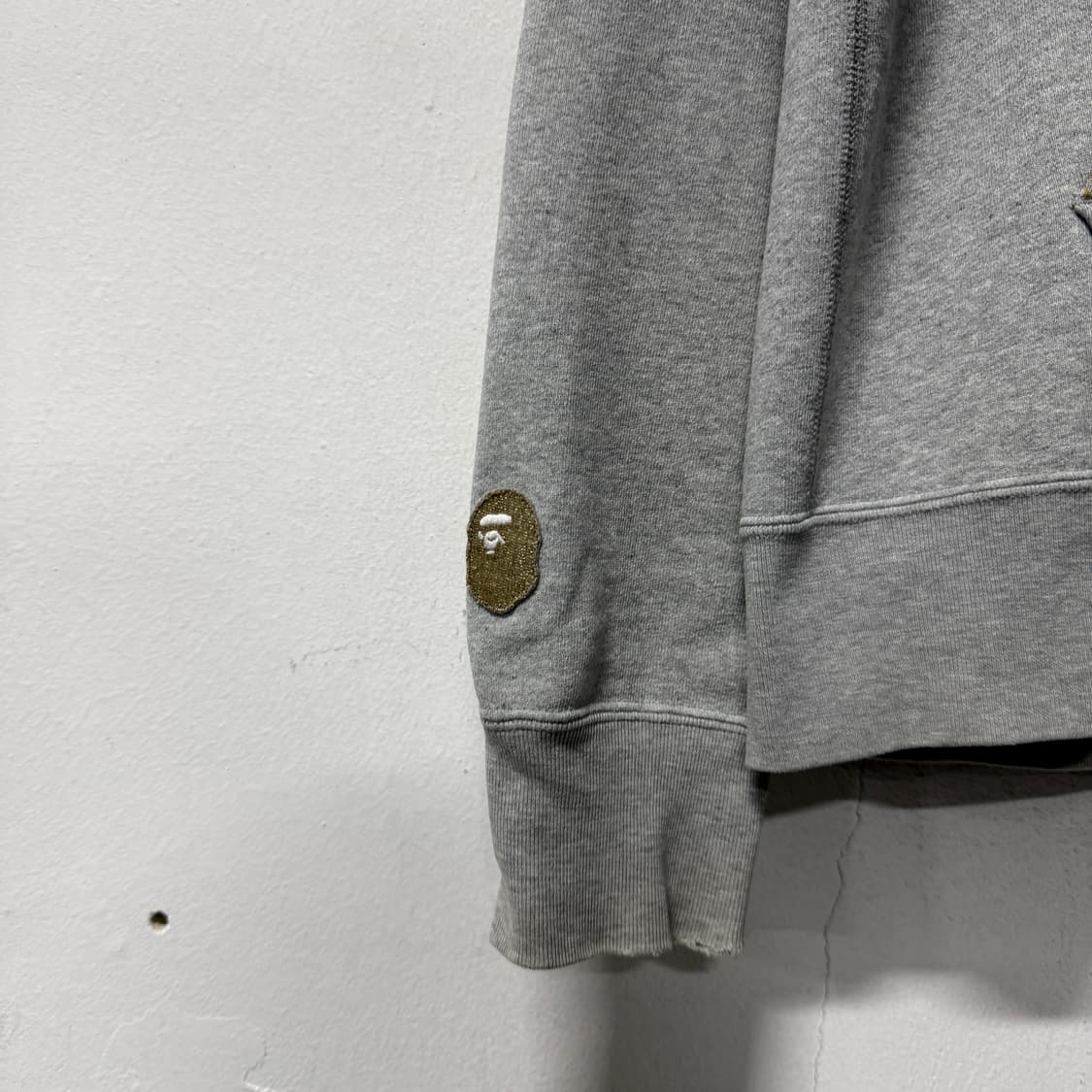 정품 베이프 23주년 한정판 라인 골드 카모 샤크 풀 집업 후디 상품이미지3