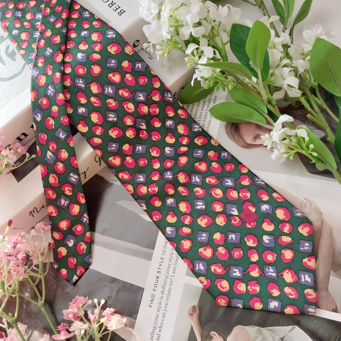 발망 실크 그린 패턴 넥타이 9.4cm A등급 k1920
 상품이미지3