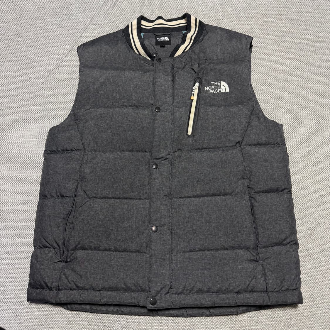 노스페이스 구스다운 패딩 조끼 상품이미지1