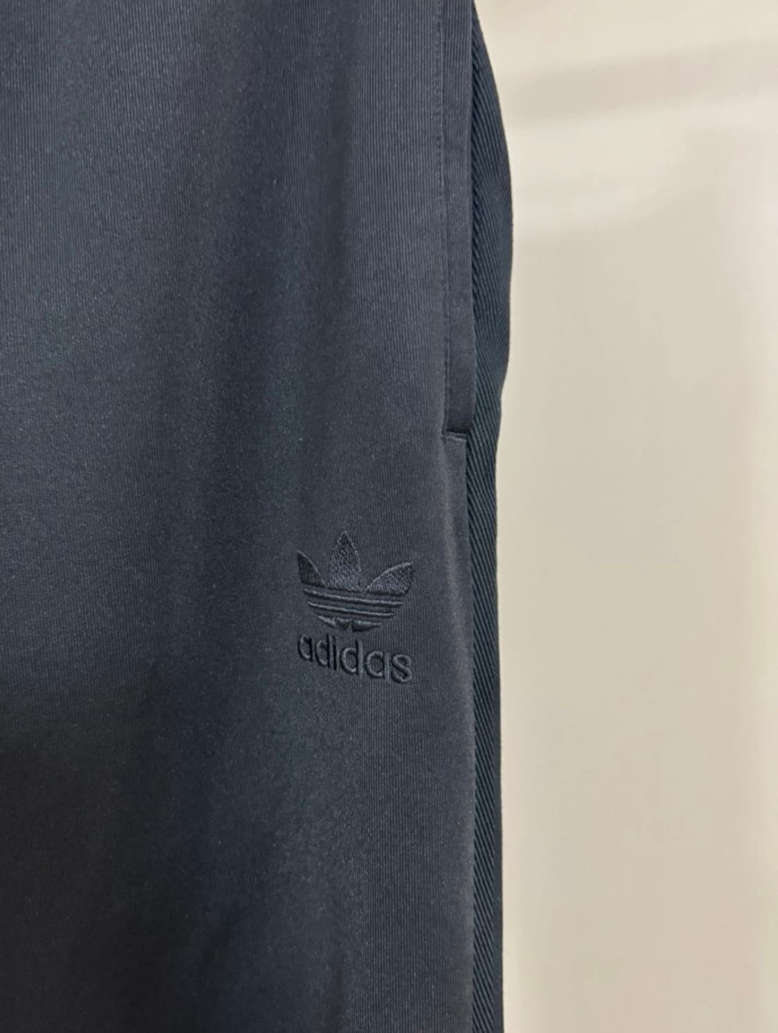 아디다스 트레포일 올블랙 조거 팬츠 M 상품이미지7