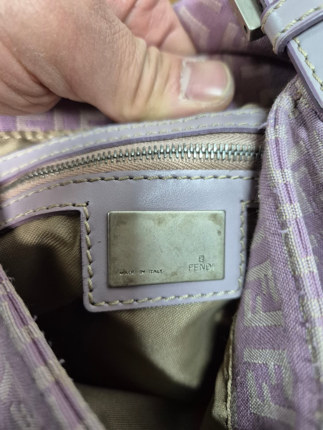 펜디 핑크 바게트백 상품이미지8