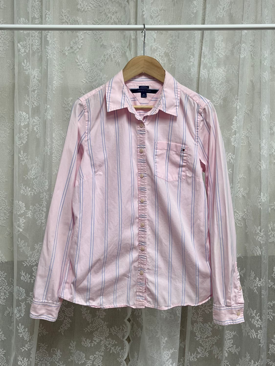 S) 타미힐피거 여성 스트라이프 셔츠 핑크 상품이미지1