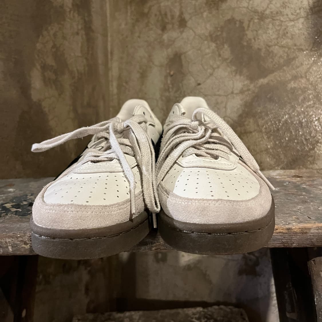 오니츠카타이거 스니커즈 상품이미지2