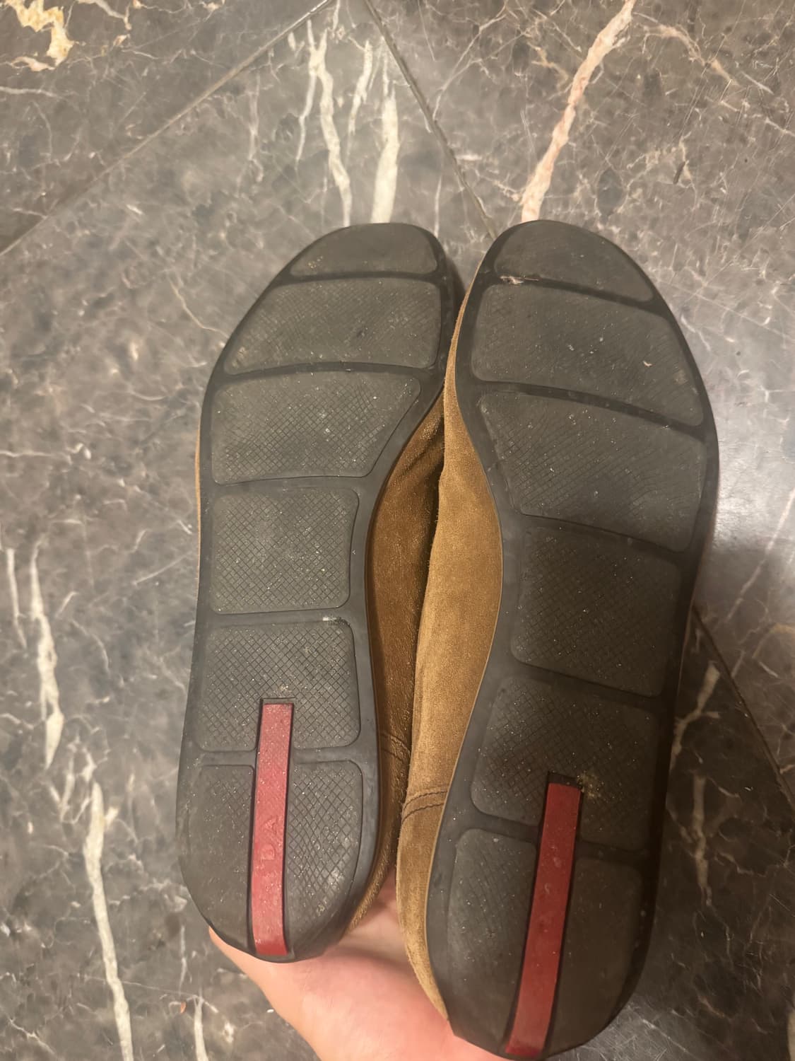 프라다 00s 스니커즈 상품이미지3