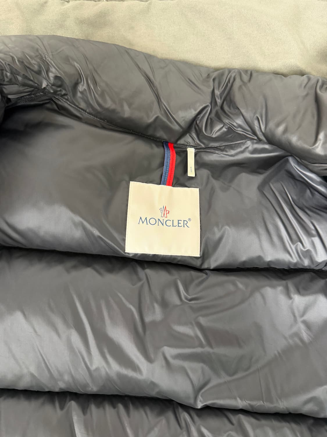 몽클레어 라니크 라닉 숏패딩 5사이즈 상품이미지3