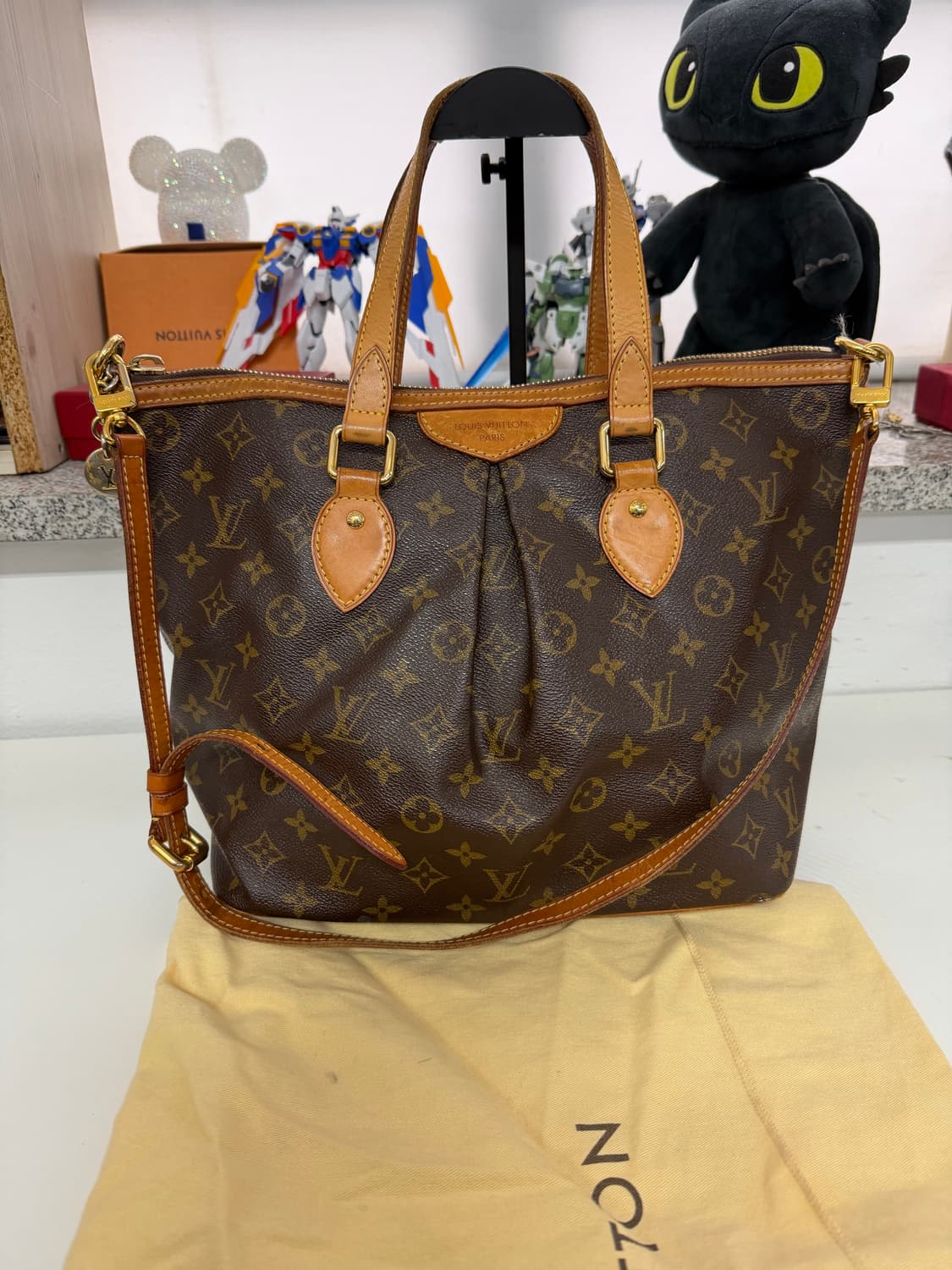 정품) 루이비통 모노그램 팔레모 숄더백  상품이미지1