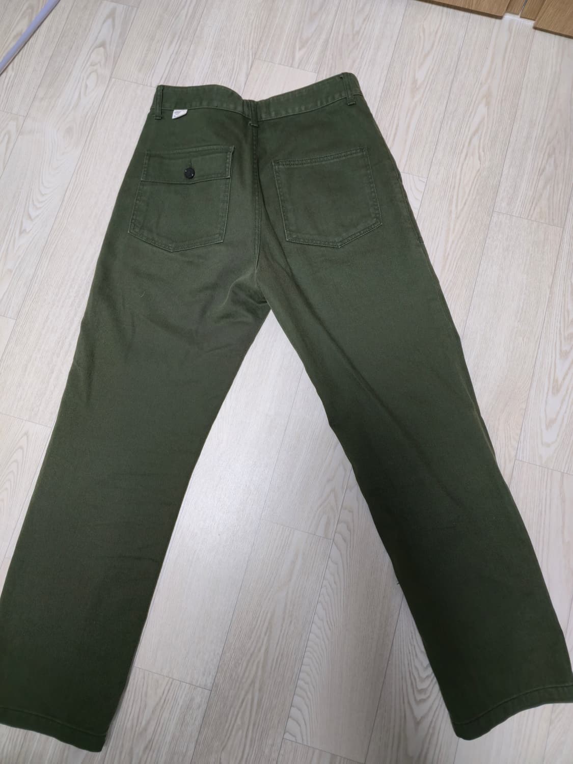 유니폼브릿지 퍼티그 팬츠 올리브 판매합니다 상품이미지2