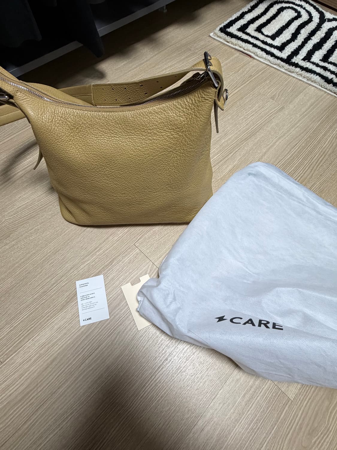 르메르 벨트 호보백 상품이미지2