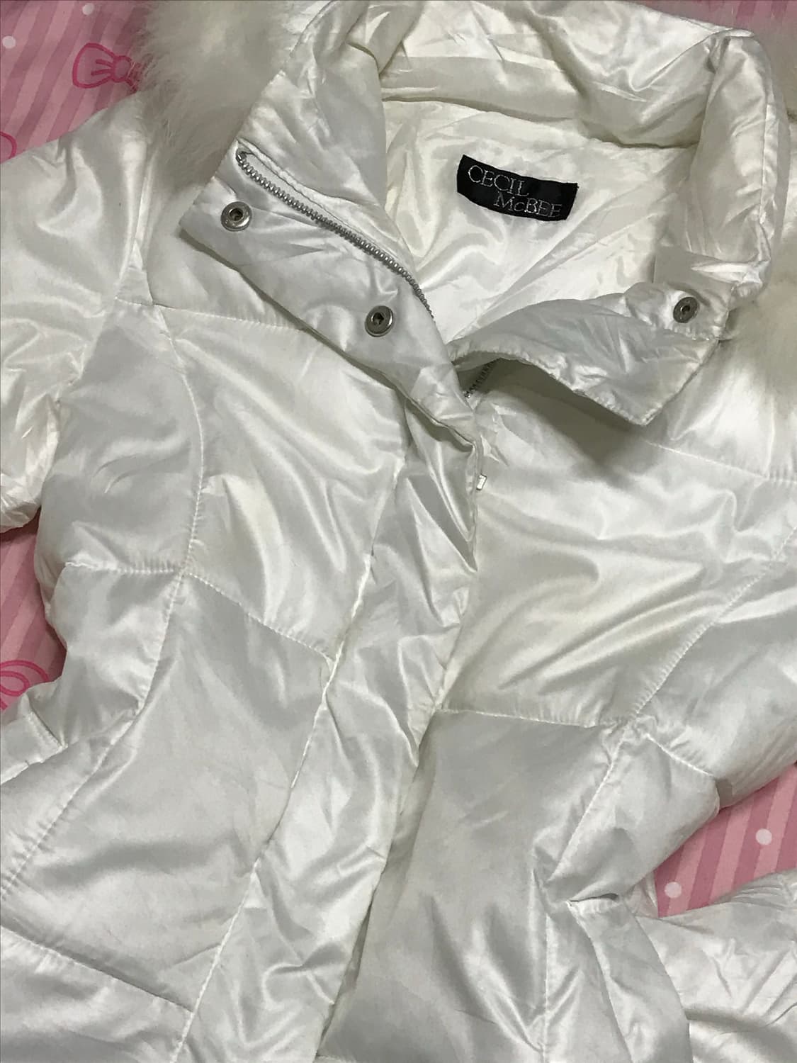 블루폭스 Cecil Mc BEE 화이트 구스다운 패딩 y2k 상품이미지2