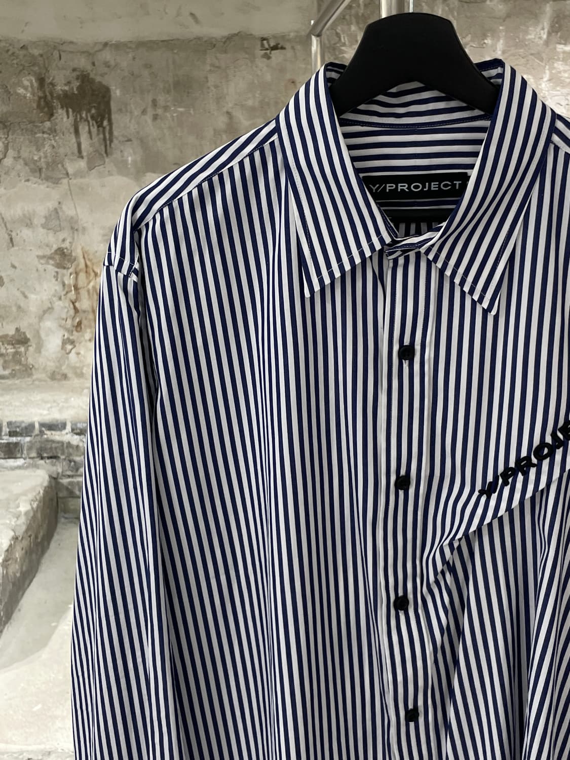 와이 프로젝트 핀치드 로고 스트라이프 코튼 셔츠 상품이미지2