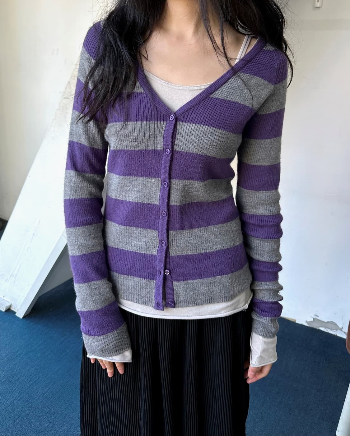 High gauge knit v-neck cardigan 상품이미지6