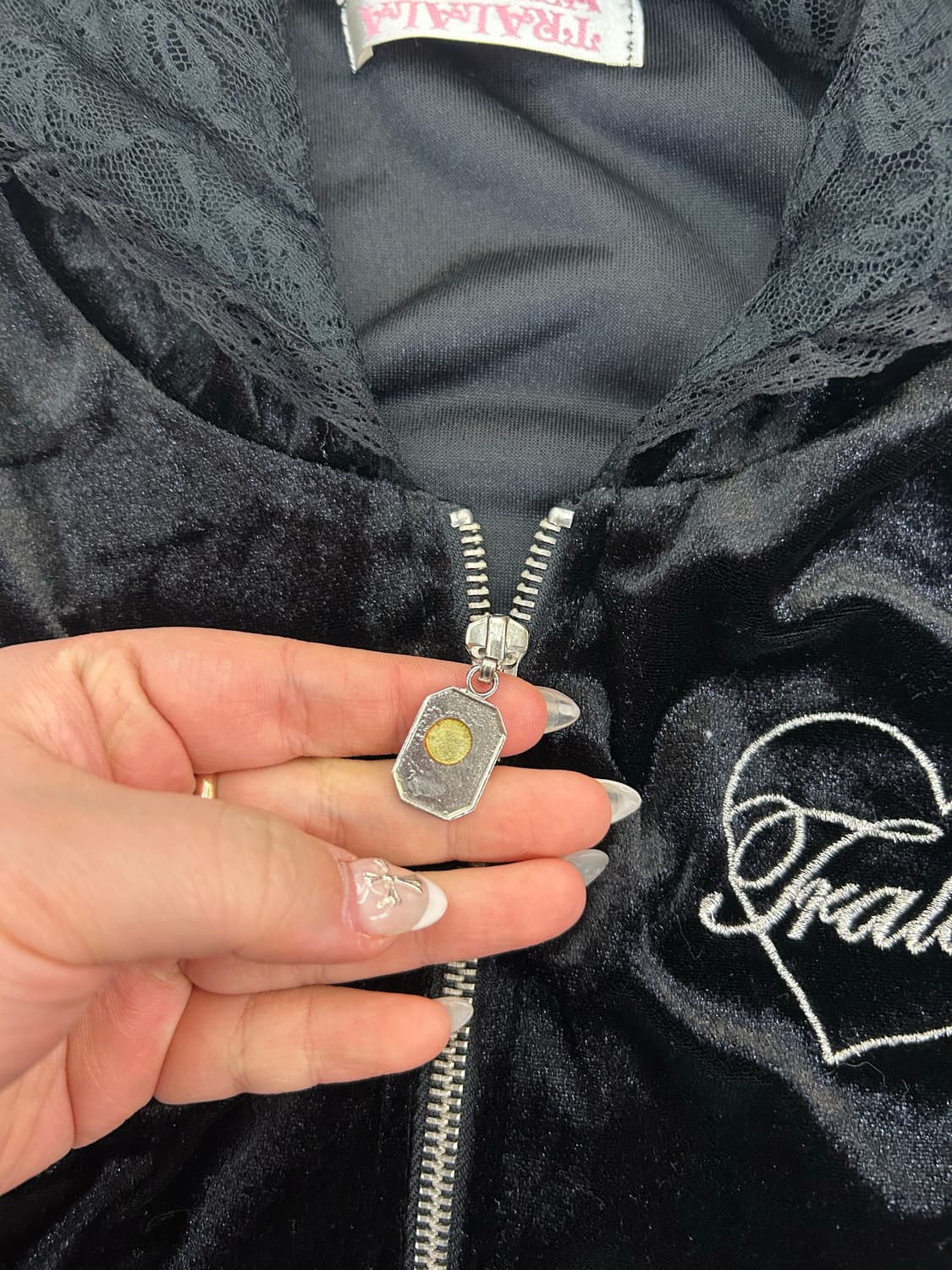 트랄라 레이스 벨벳 후드집업 상품이미지4