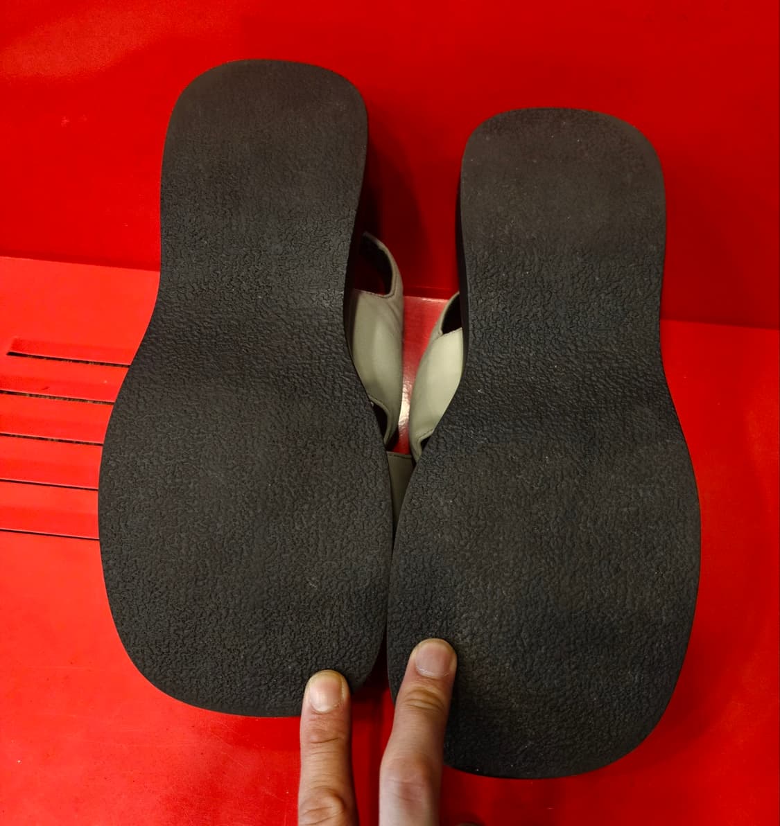 IVE_OFFICAL 엑스밴드 통굽 카키 그레이 샌들  상품이미지6