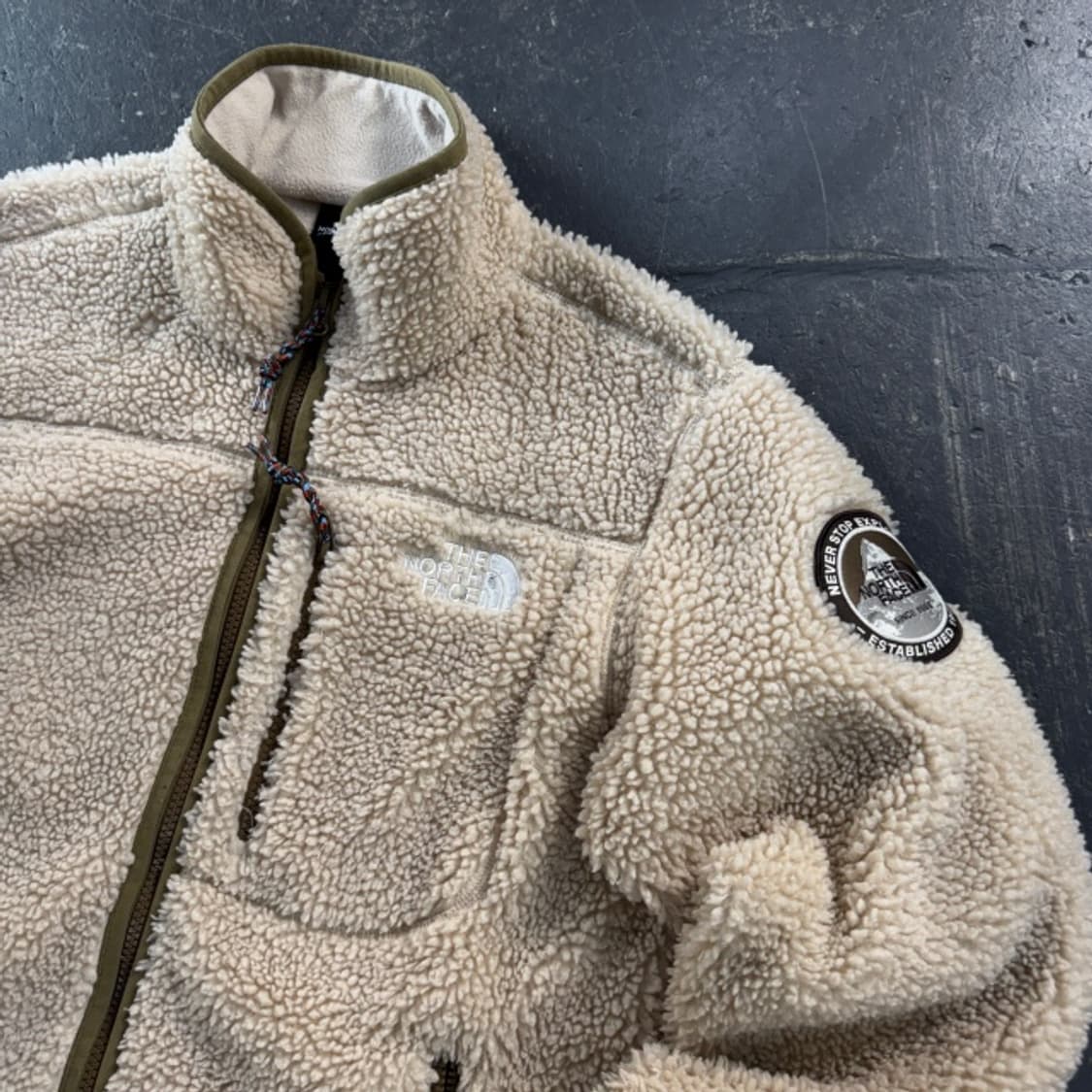 90 노스페이스 22FW 그린플리스 자켓 상품이미지2