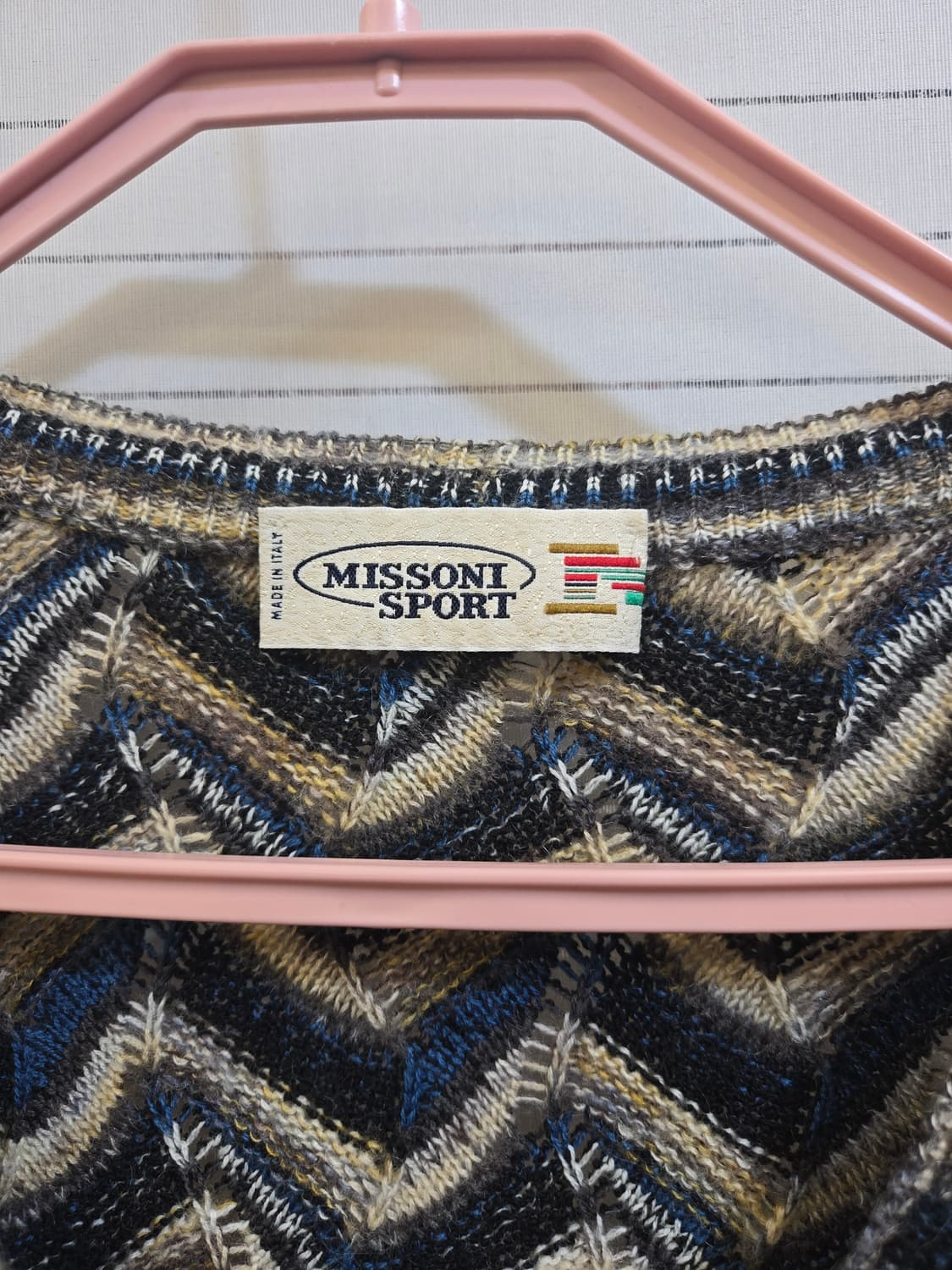 미쏘니 스포츠쉐브론 패턴 가디건ㄴ 상품이미지2