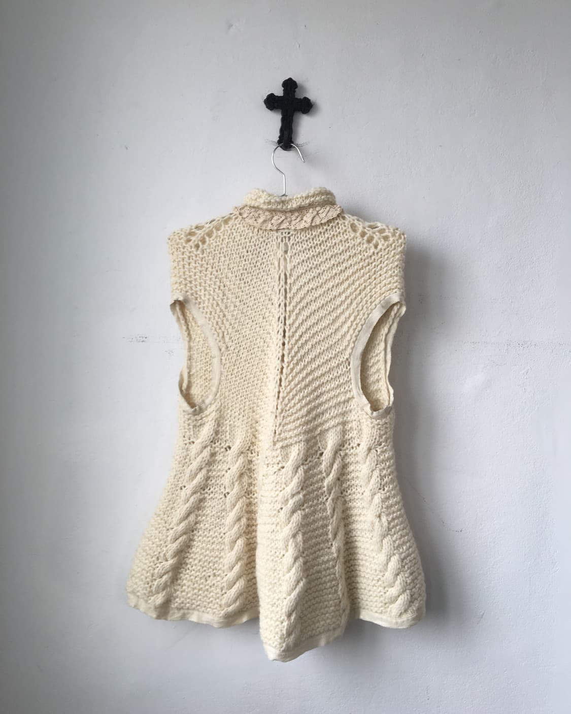 Frill ribbon point knit top 상품이미지3