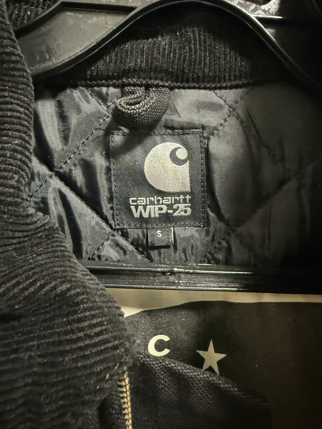 [S] 칼하트wip 25주년 산타페자켓 블랙 상품이미지2