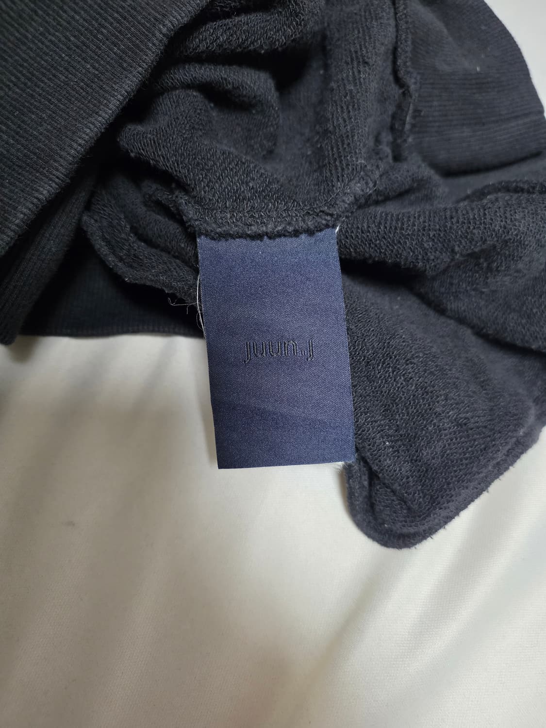 준지 블랙 보스 오버핏 맨투맨 M 가단 70cm 상품이미지7