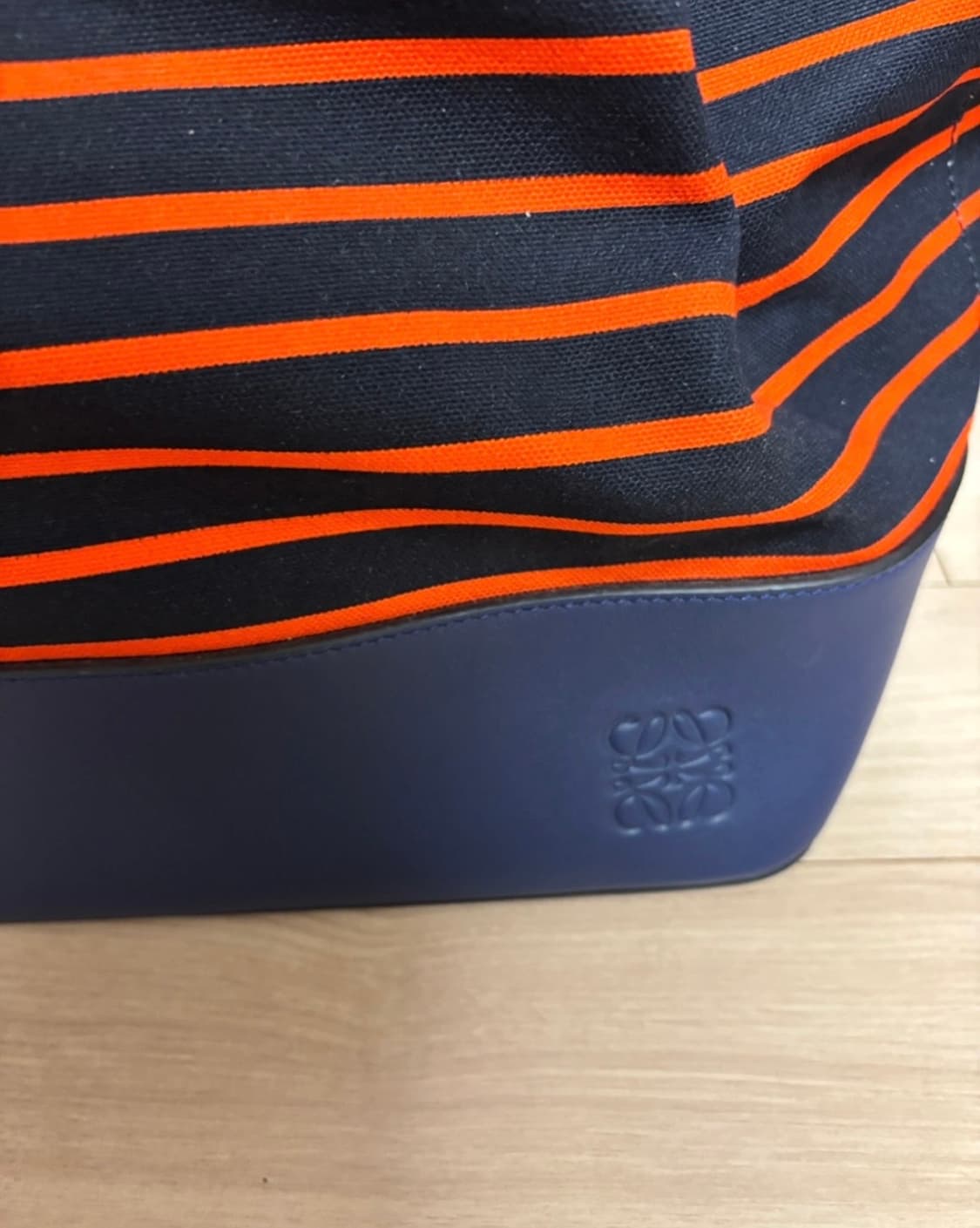 로에베 숄더백 거의 새상품 상품이미지3