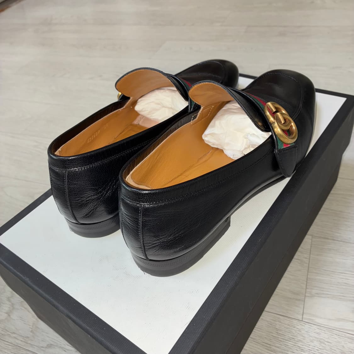 [260] 구찌 클래식 가죽 로퍼 상품이미지3