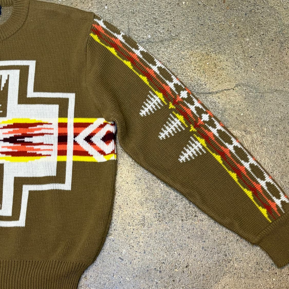 90s USA 빈티지 트라이벌 니트 상품이미지5