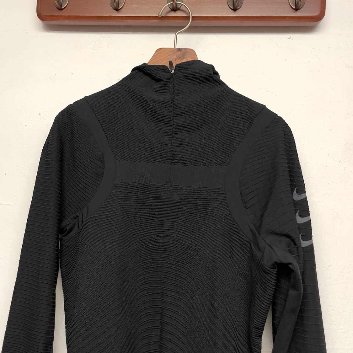 나이키 (우먼) 러닝 써마핏 adv 블랙 후디   상품이미지3