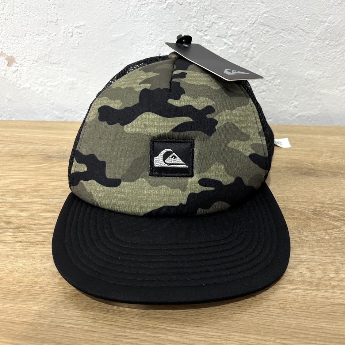 [새상품] 퀵실버 카모 스냅백 상품이미지1