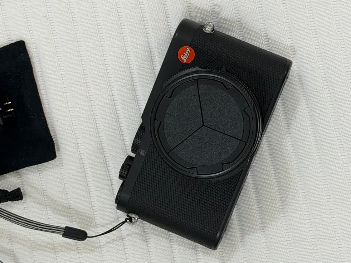 라이카 D-Lux 8 디럭스8 풀박스(25.10구매/300컷 이하 사용) 상품이미지2