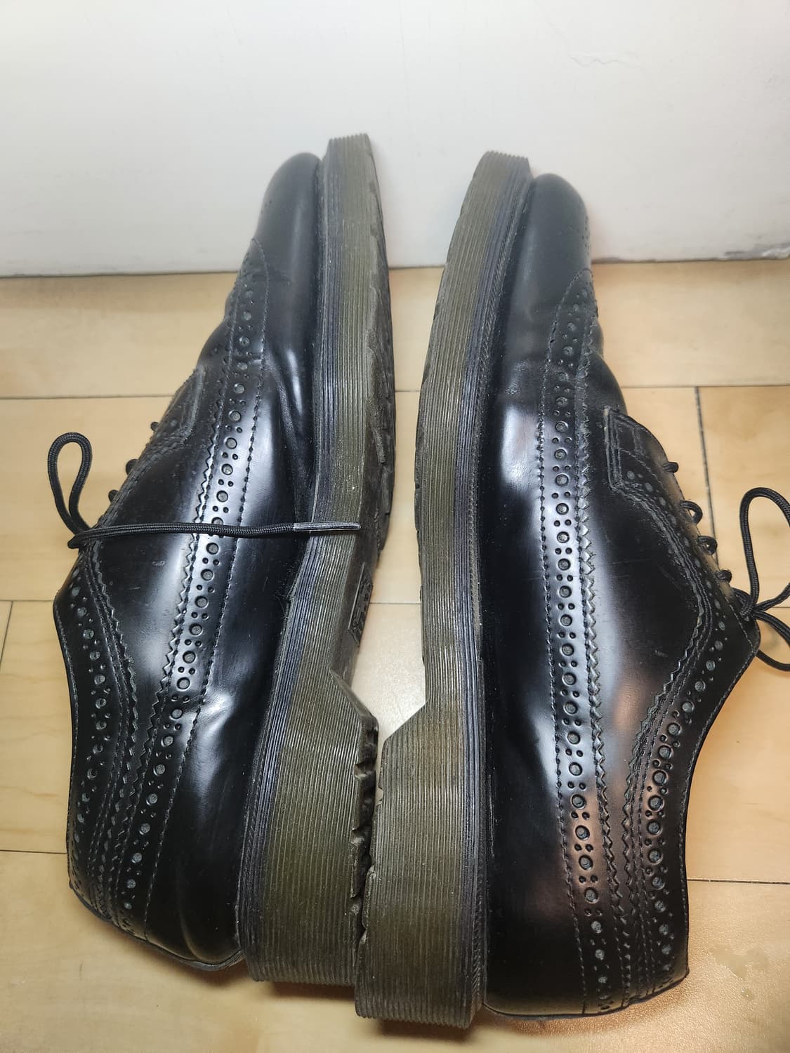 닥터마틴 윙팁 (270) 상품이미지4