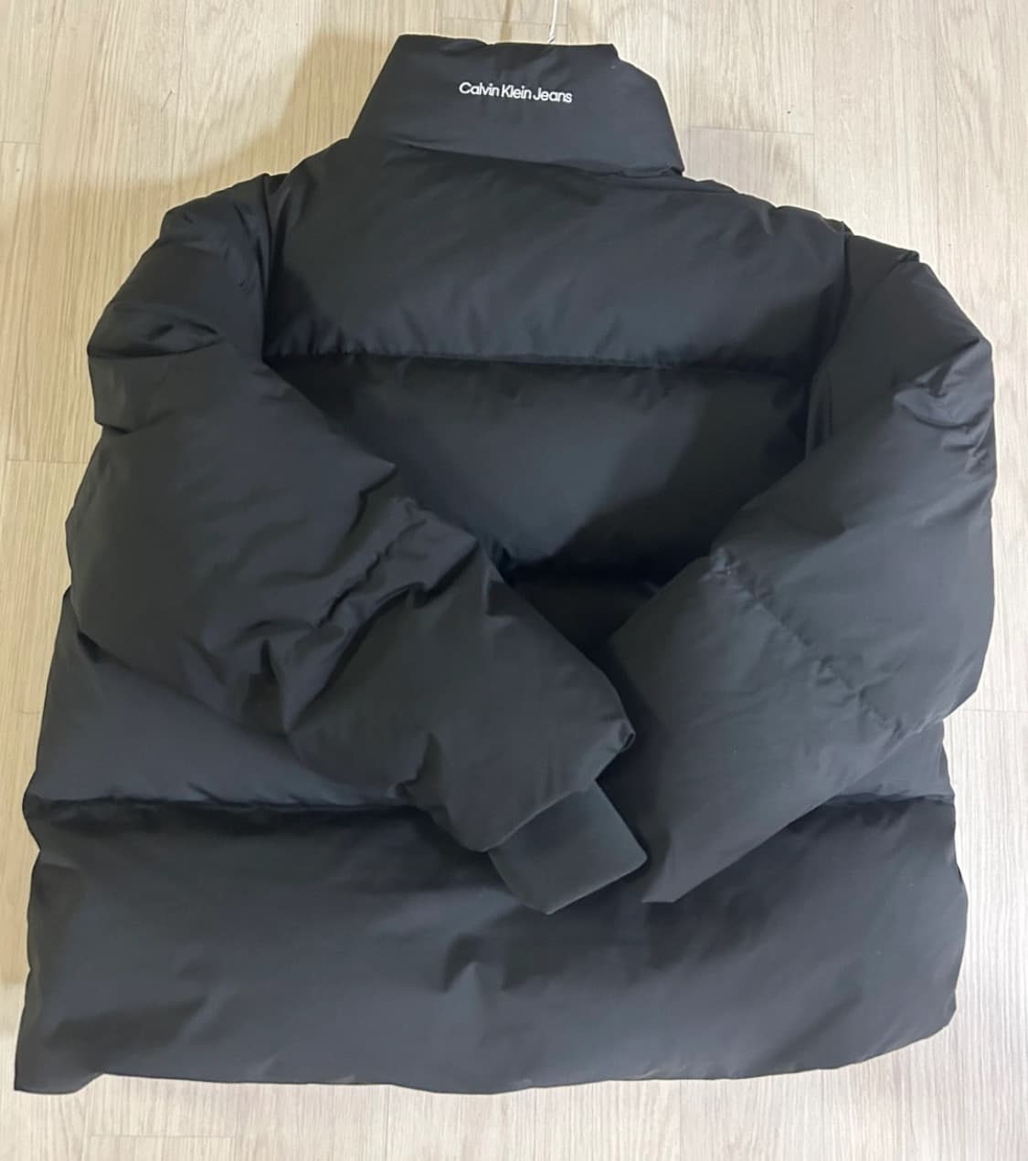 캘빈클라인 CK 블랙 패딩 S 310,000➡️80,000 상품이미지2