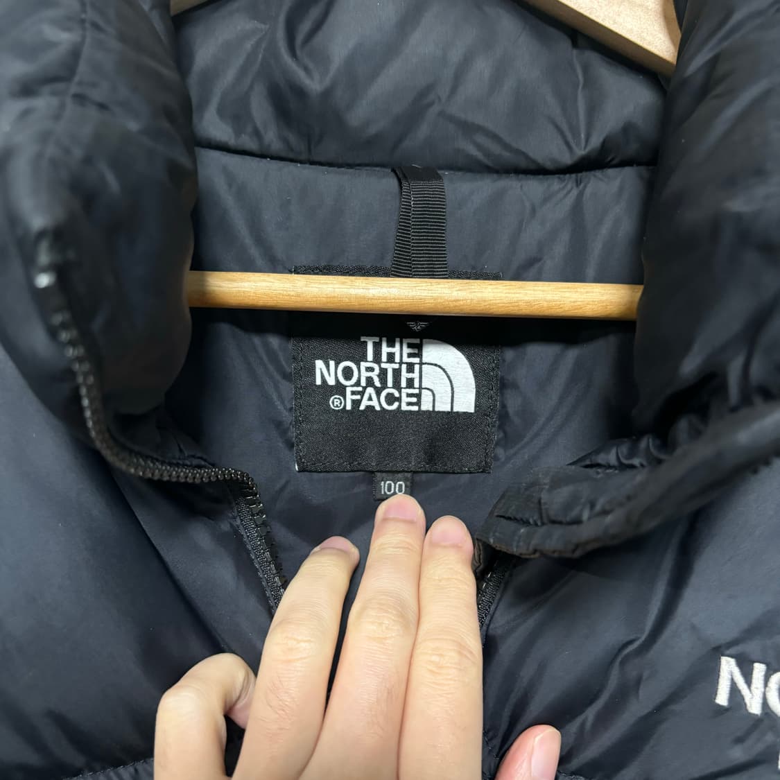 노스페이스 눕시 700 구스다운 패딩 검정 상품이미지3