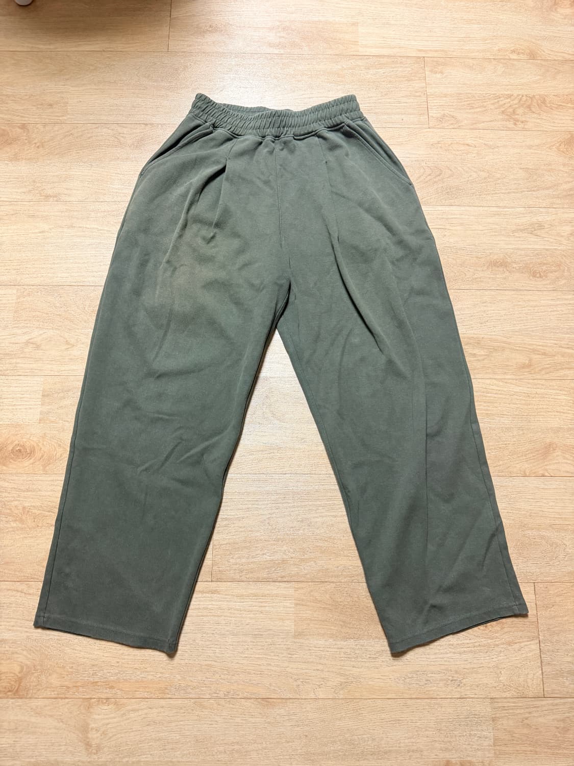 제로 원턱 스웨트 팬츠 카키색 L 상품이미지1