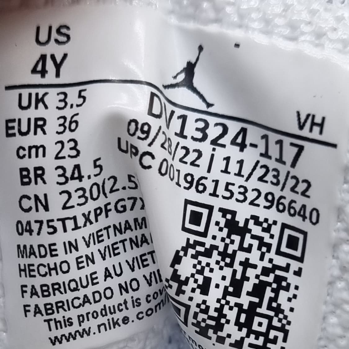 나이키 조던1 로우 화이트플레티넘틴트볼트230 상품이미지6