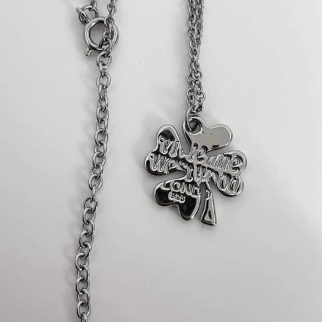 비비안웨스트우드 클로버 모니아 목걸이 상품이미지2