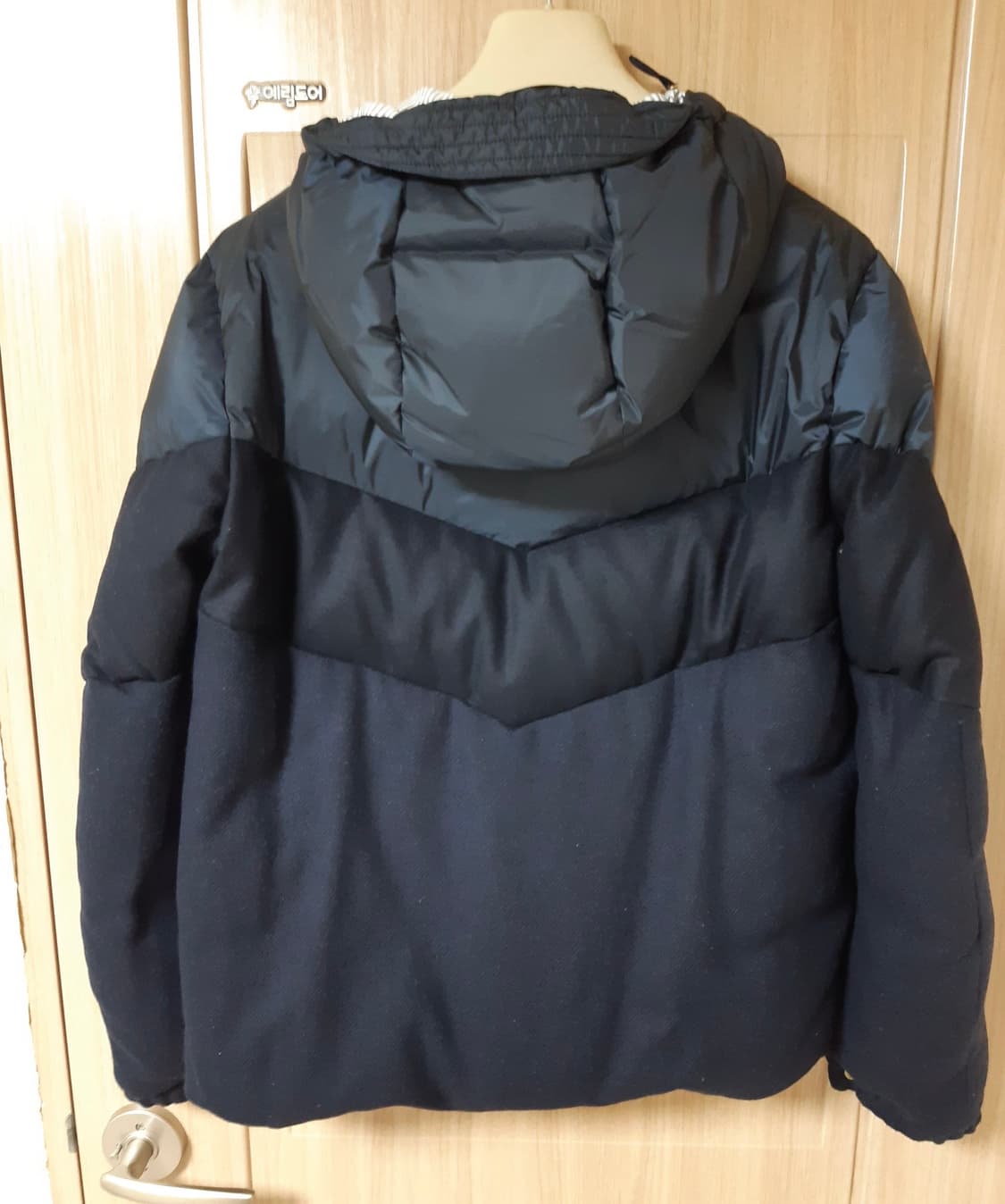 몽클레어 패딩 감마블루 금장 (새제품) 상품이미지2