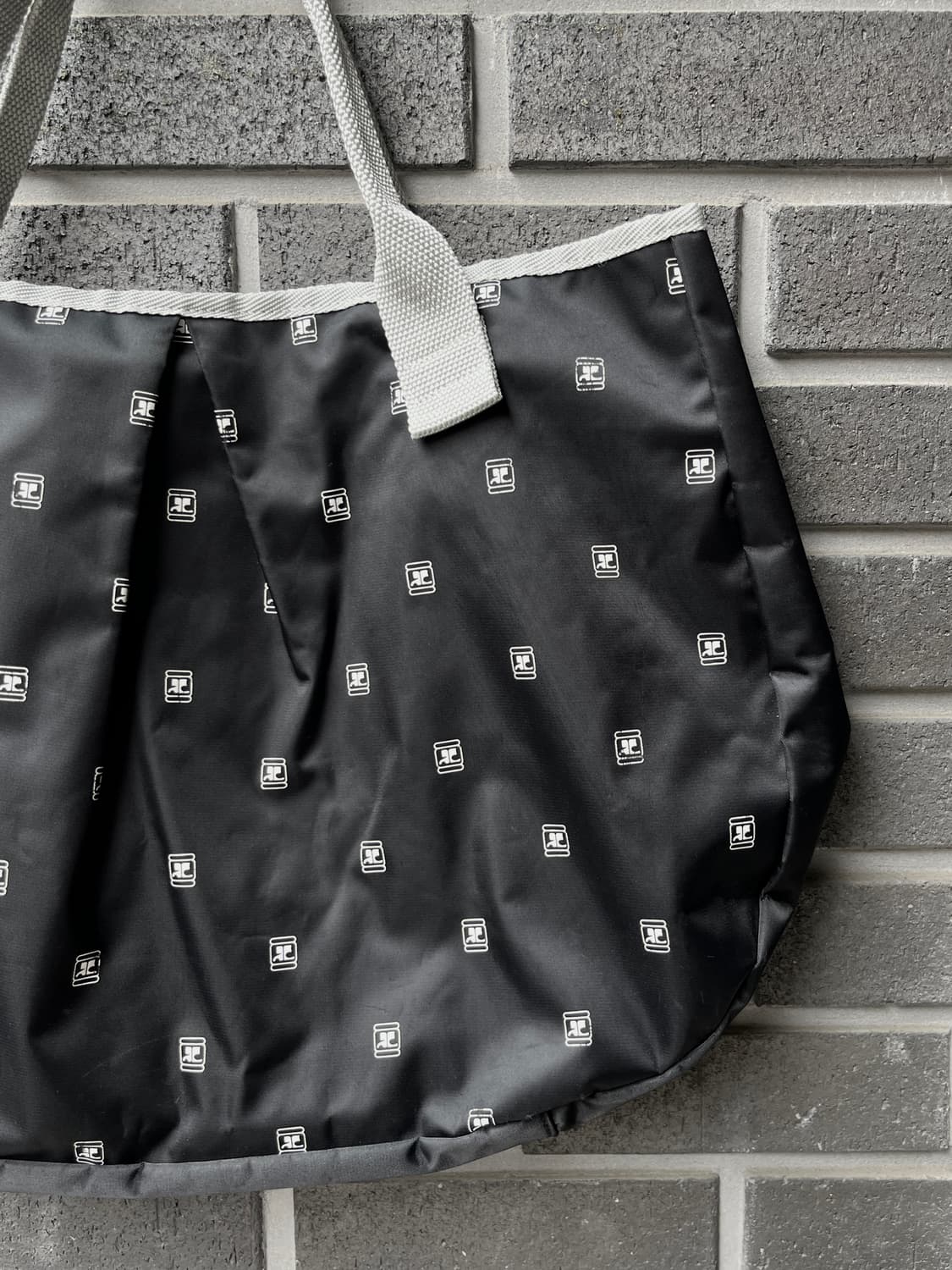 00s Courreges 꾸레쥬 로고 패턴 나일론 백 상품이미지7