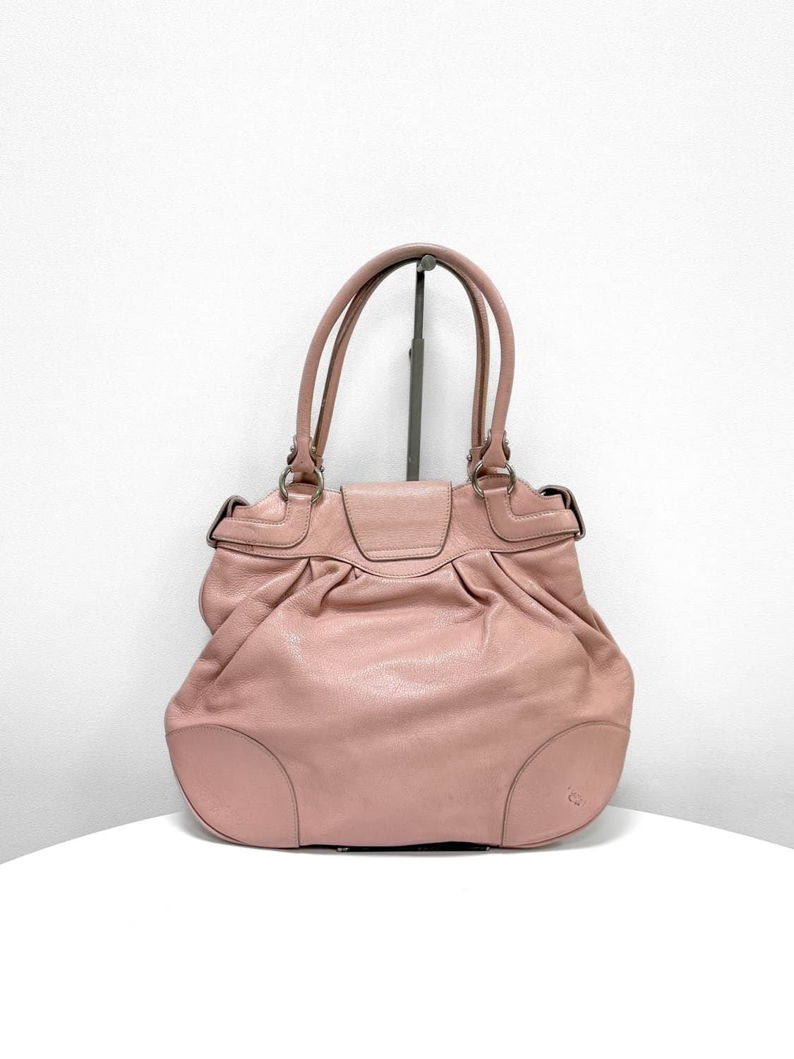 페라가모 핑크 레더 숄더백 상품이미지2