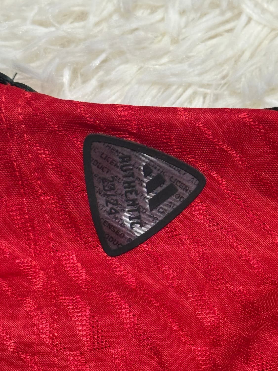 맨체스터 유나이티드 노마킹 유니폼 23/24 M 상품이미지4