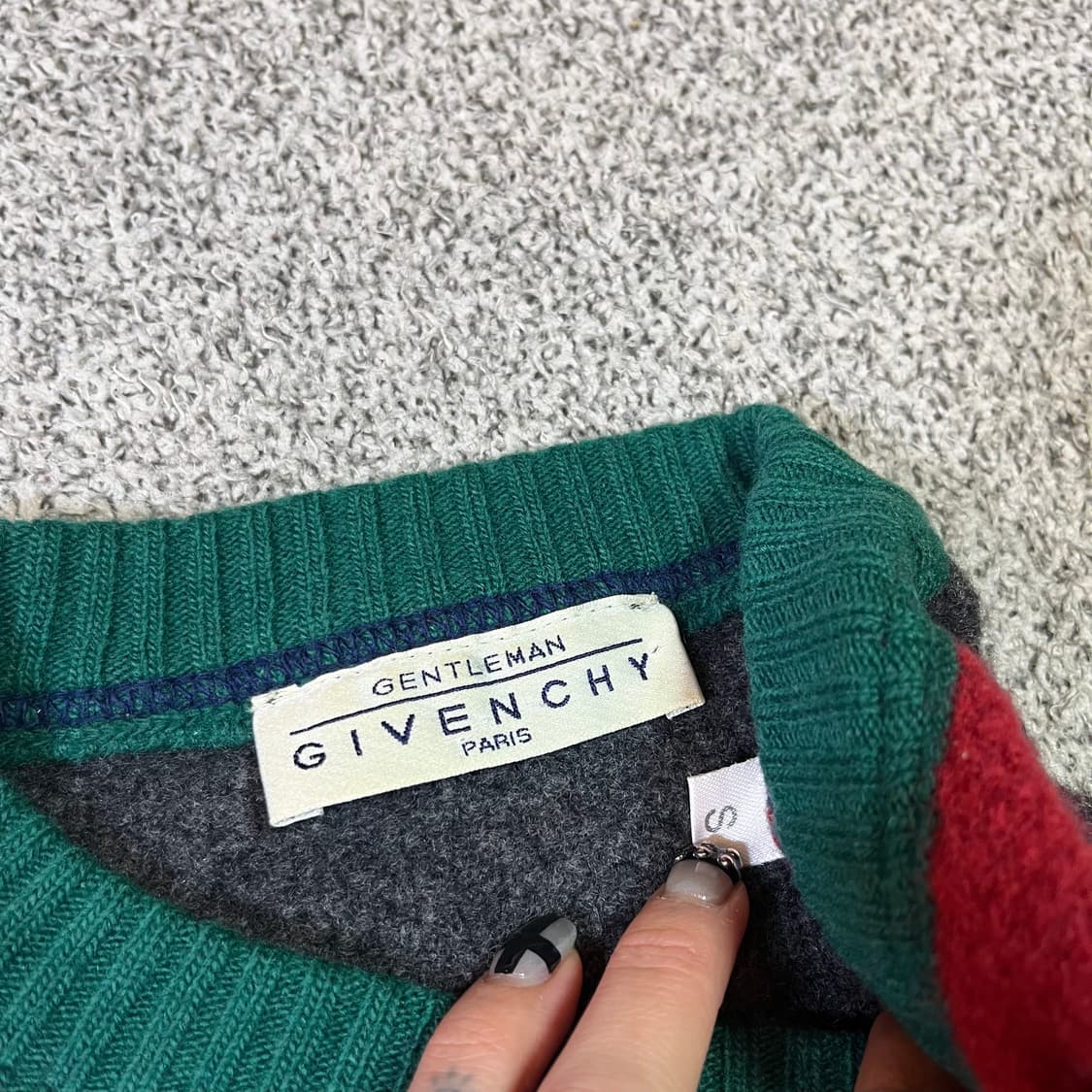 지방시 배색 울 니트 상품이미지3