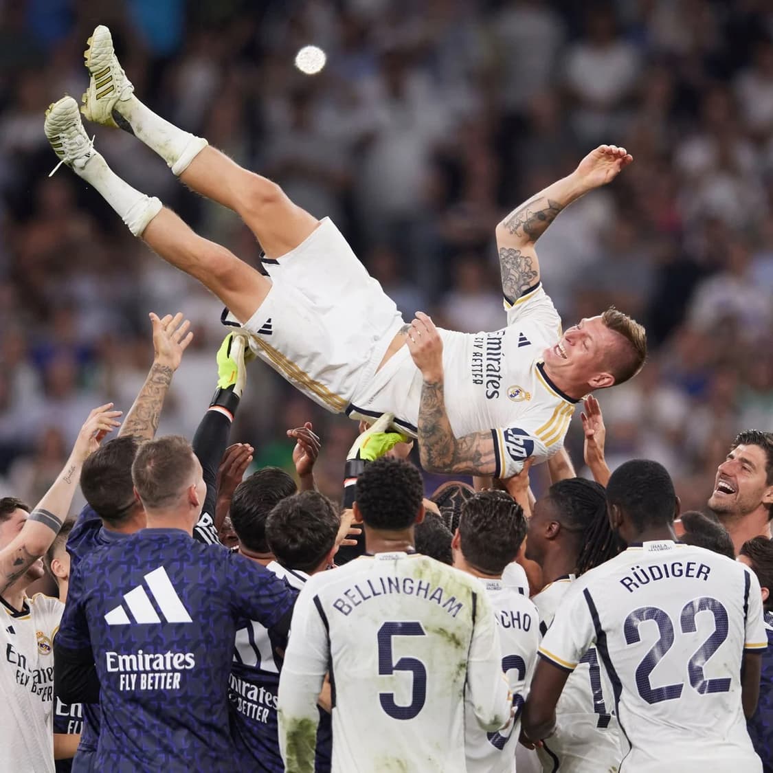 23-24 레알마드리드 홈 토니 크로스 유니폼 정품 상품이미지4