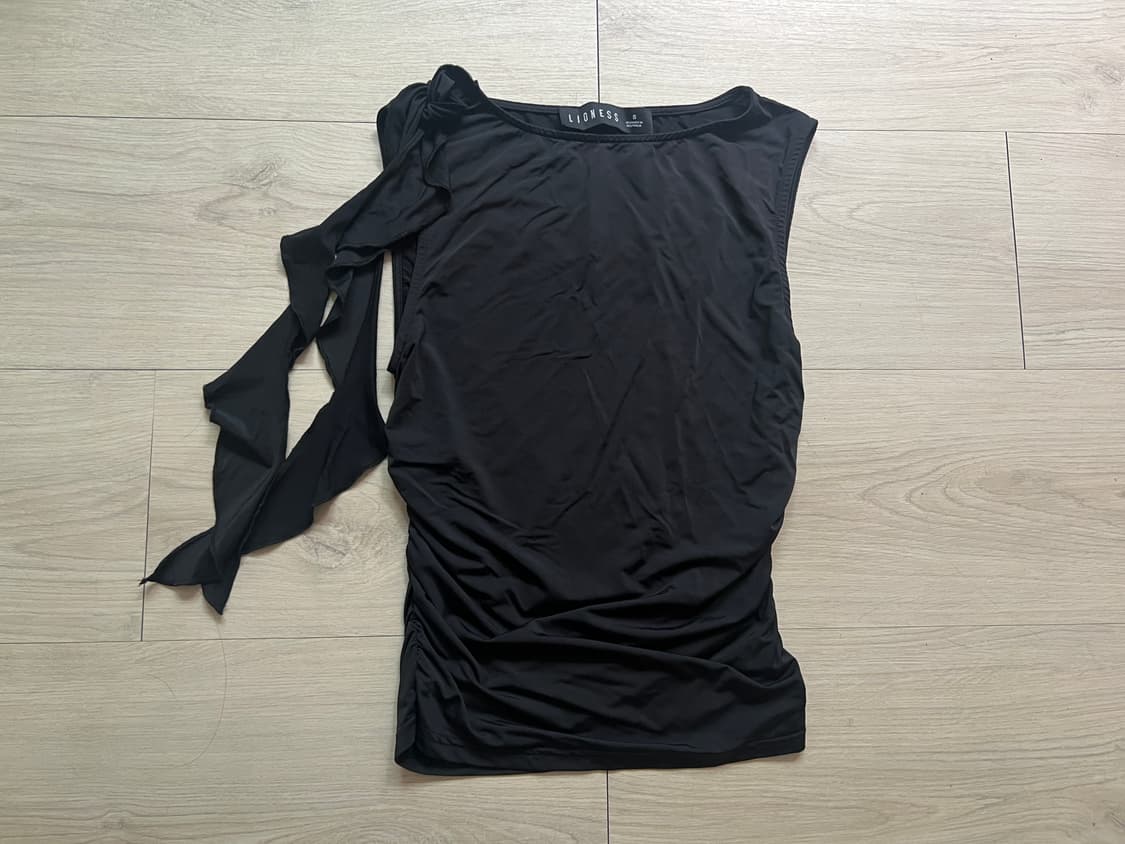 Lioness ruffle top 상품이미지4