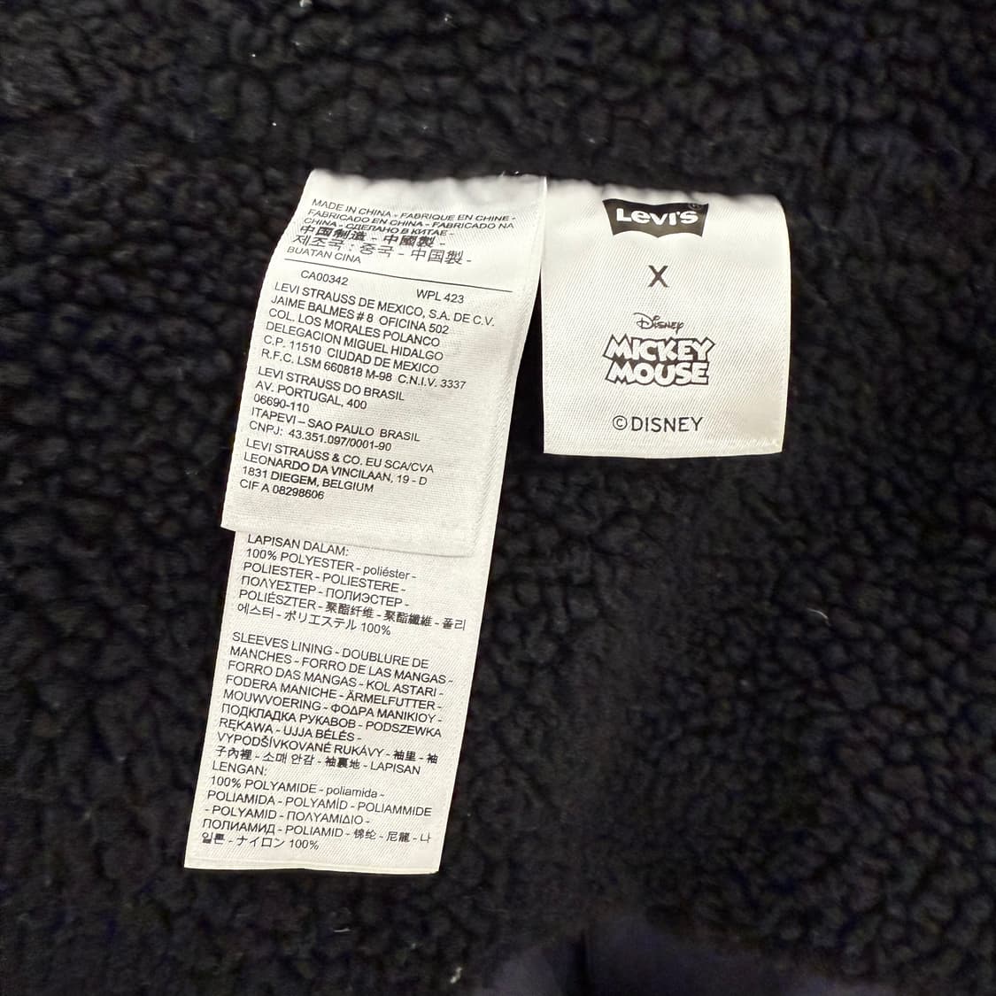 리바이스 미키마우스 올블랙 양털 자켓  상품이미지6
