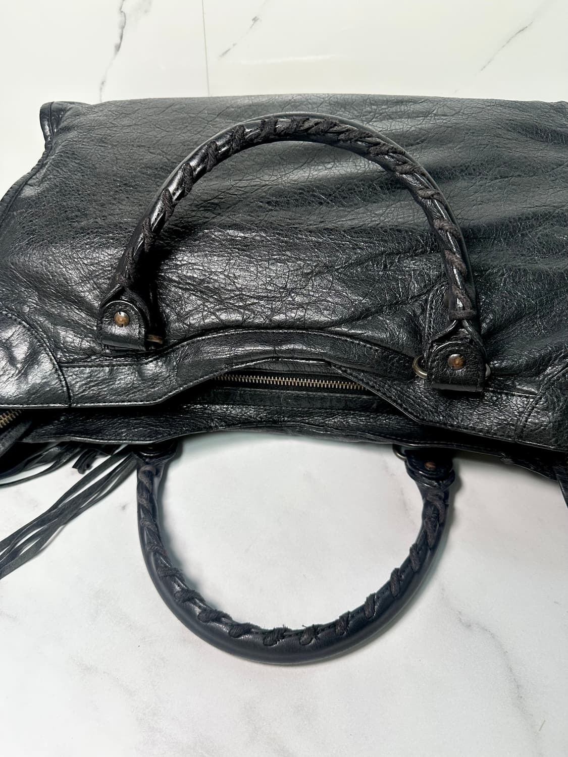 [A 정품] 발렌시아가 시티 모터백 미디움 블랙 상품이미지4