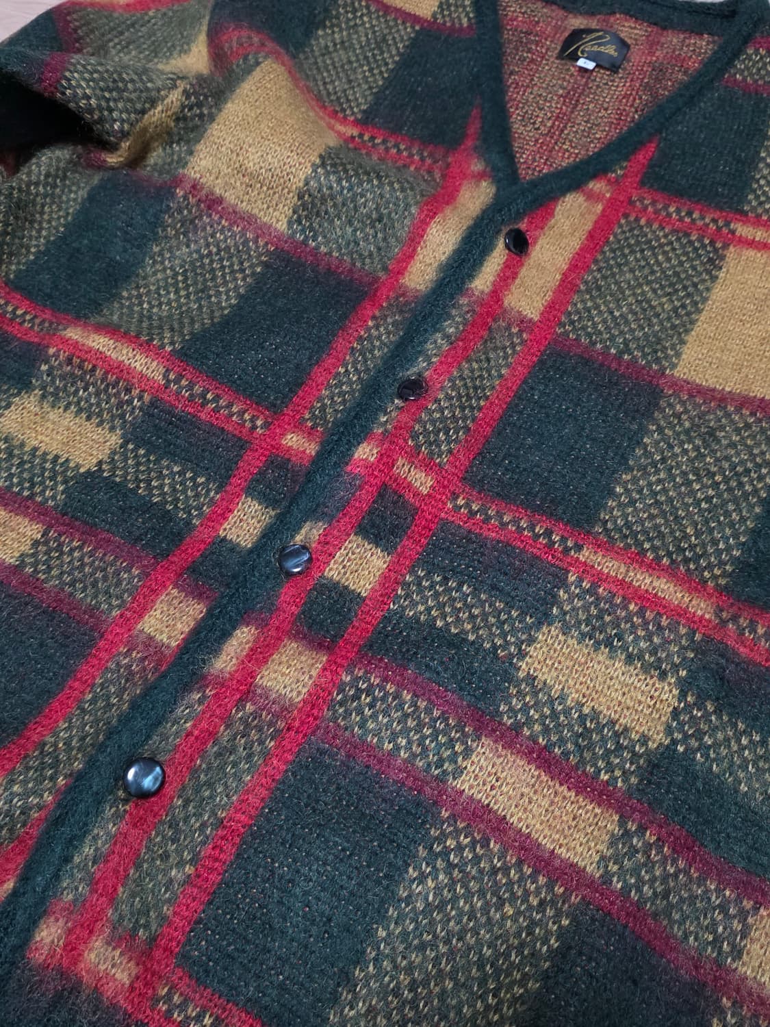 [L] 니들스 타탄 체크 모헤어 가디건 팝니다 상품이미지4