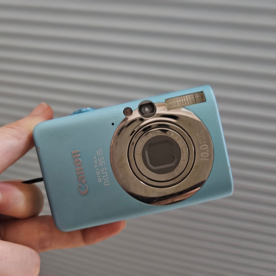 Canon IXUS 95 IS 디지털카메라 빈티지 감성 하늘색 상품이미지1