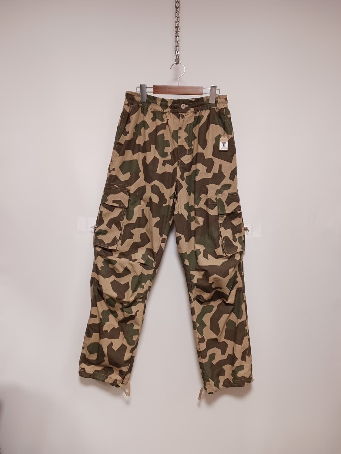 엑스트라오디너리 카모 카고팬츠 상품이미지1