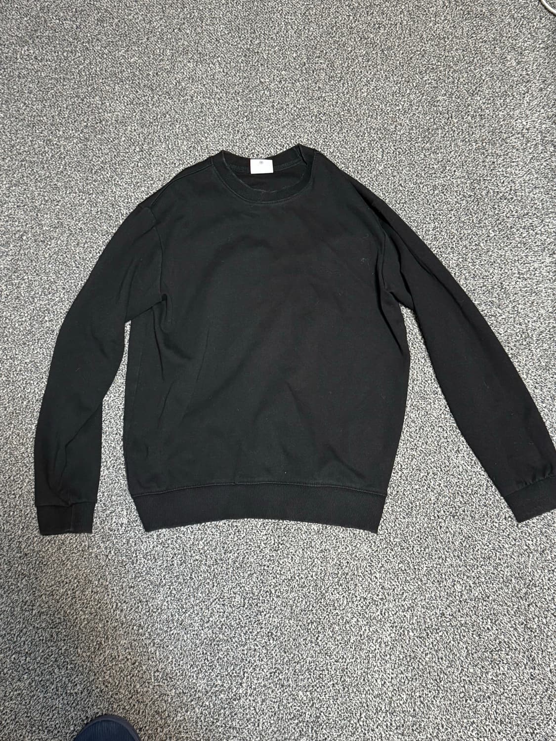 블랙 맨투맨 상품이미지1