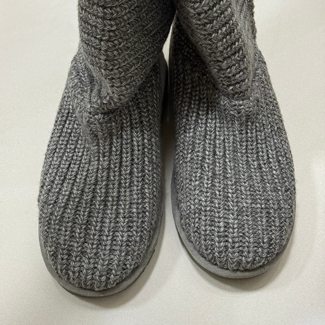 어그 카디 니트부츠 그레이 230 상품이미지5