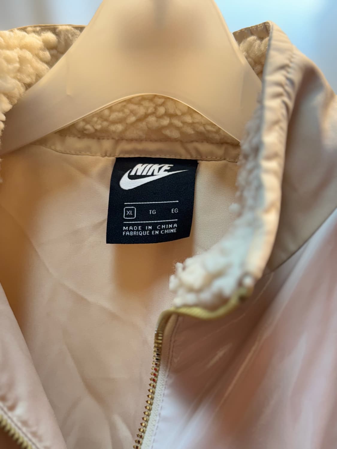 나이키 윈드브레이커 상품이미지3